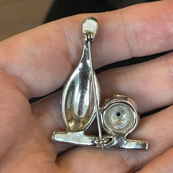 Vintage Bowling Ball & Pin Green Rhinestone Brooch, Rhodium Plated Retro Unique - Picture 5 of 6